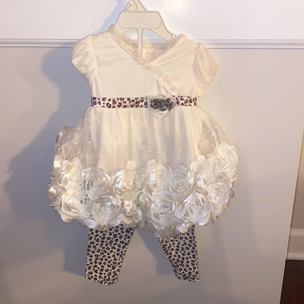 NWT 6-9 months girls ruffled/cheetah print matching set